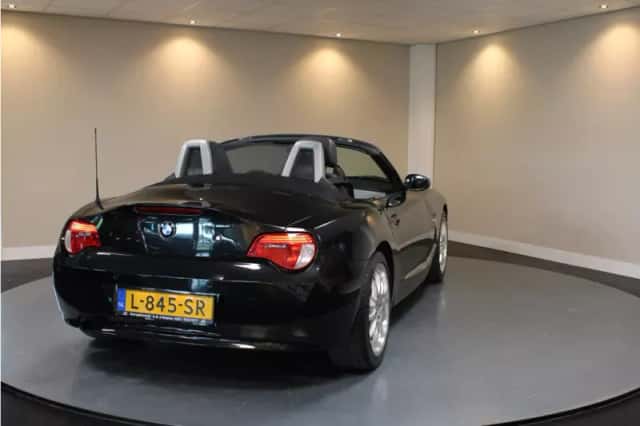 BMW Z4 (2008) thumbnail 4