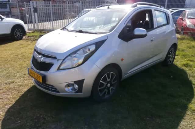 Chevrolet Spark (2010) thumbnail 1
