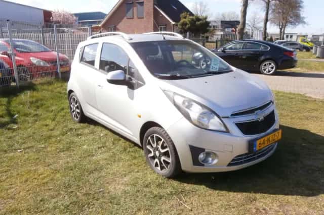 Chevrolet Spark (2010) thumbnail 3
