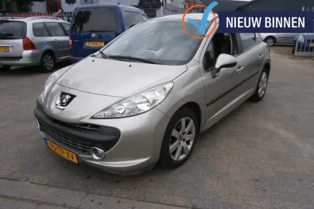 Peugeot 207 (2007) thumbnail 1