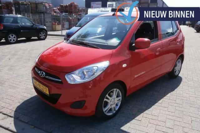 Hyundai i10 (2011) thumbnail 1