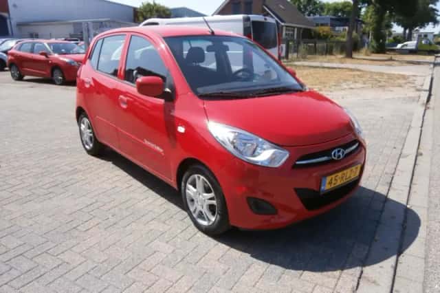 Hyundai i10 (2011) thumbnail 3
