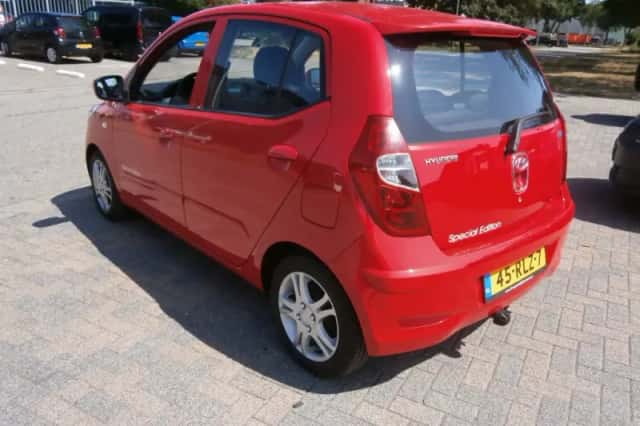 Hyundai i10 (2011) thumbnail 4