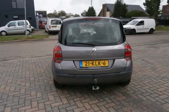 Renault Grand Modus (2010) thumbnail 5