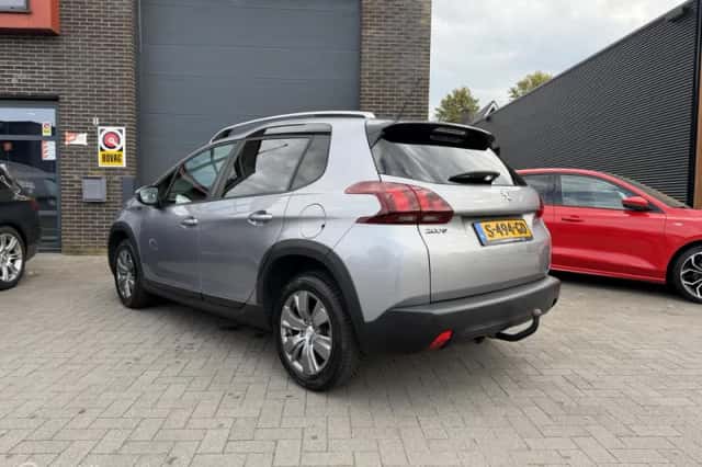 Peugeot 2008 (2019) thumbnail 6