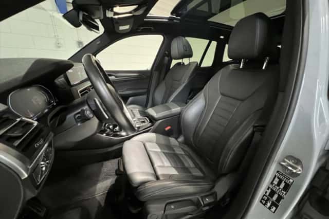 BMW X3 (2022) thumbnail 3