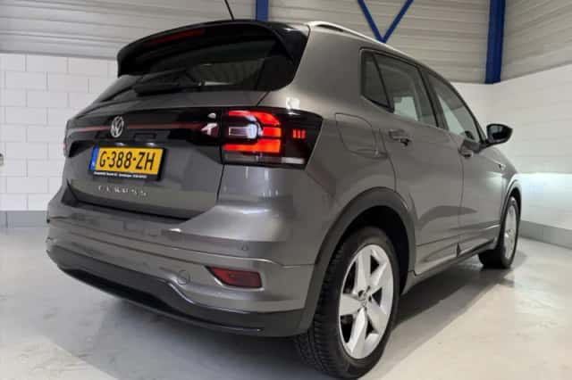 Volkswagen T-Cross (2020) thumbnail 2