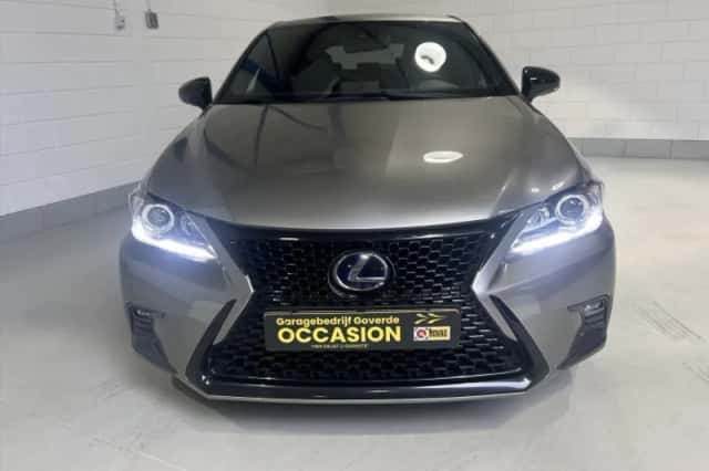 Lexus CT (2021) thumbnail 3