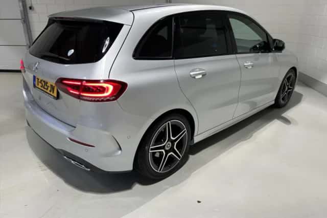 Mercedes-Benz B-Klasse (2019) thumbnail 2