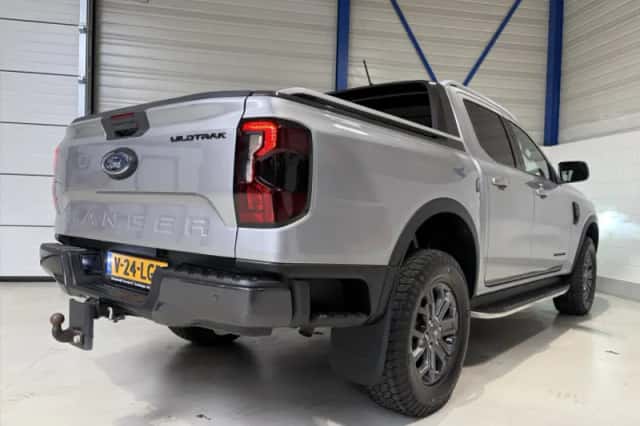 Ford Ranger (2024) thumbnail 2