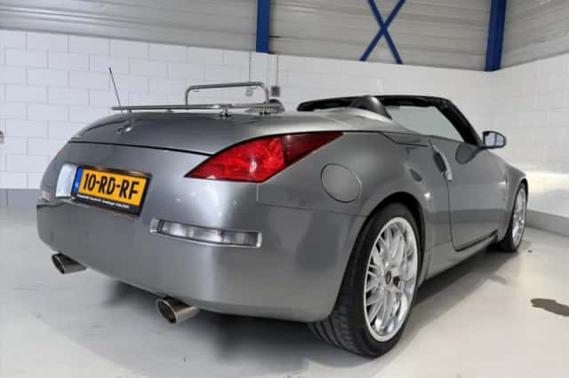 Nissan 350Z (2005) thumbnail 2