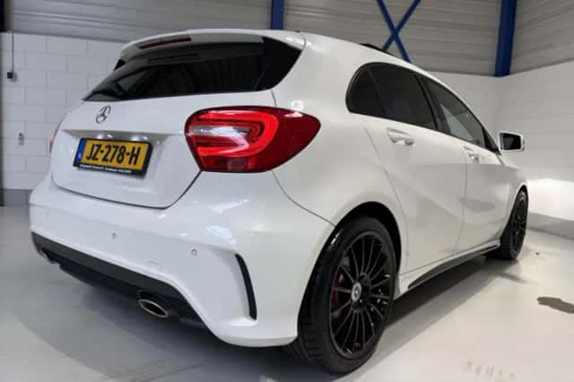 Mercedes-Benz A-Klasse (2014) thumbnail 2