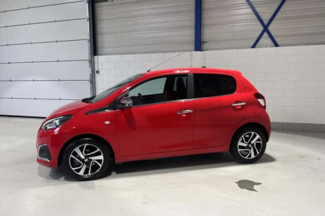 Peugeot 108 (2014) thumbnail 5