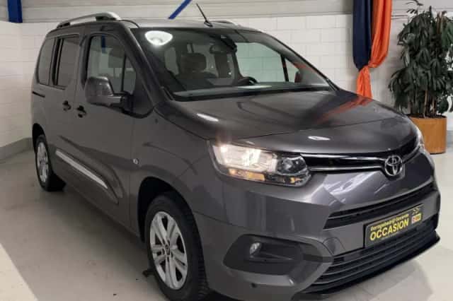 Toyota ProAce City Verso (2021) thumbnail 1