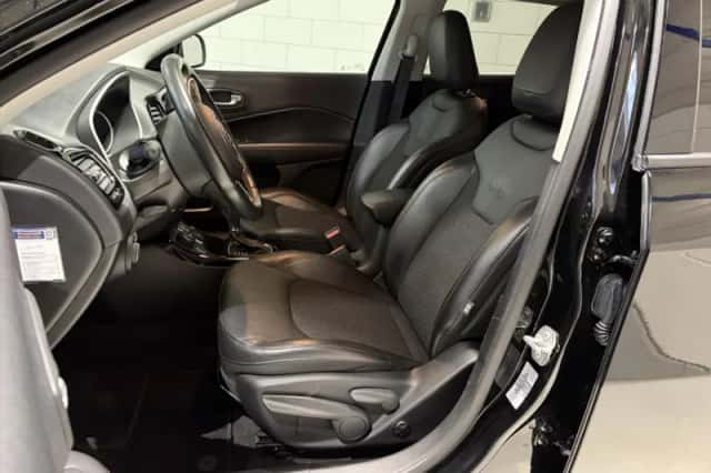 Jeep Compass (2020) thumbnail 3