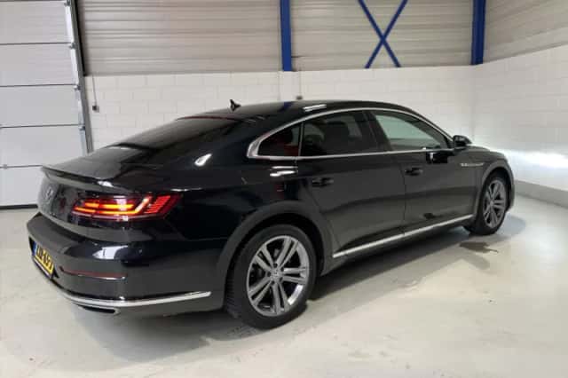 Volkswagen Arteon (2019) thumbnail 2