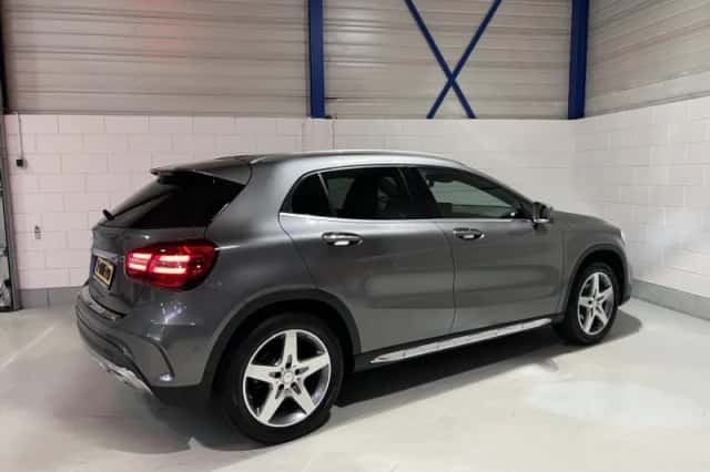 Mercedes-Benz GLA-Klasse (2017) thumbnail 6