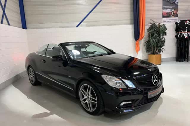Mercedes-Benz E-Klasse (2010) thumbnail 1