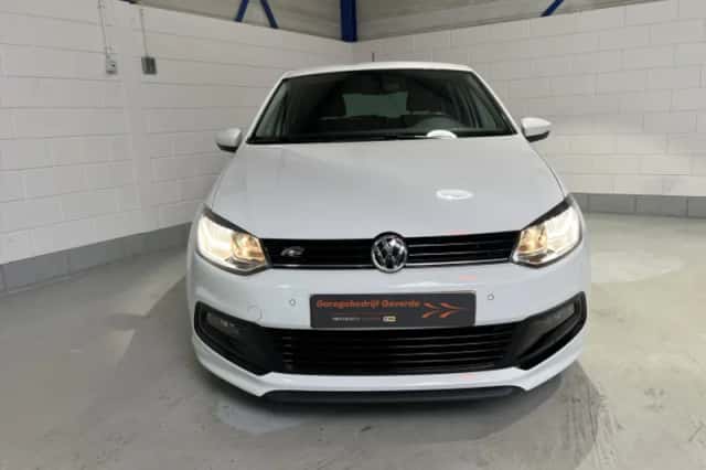 Volkswagen Polo (2017) thumbnail 4
