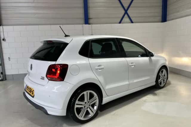 Volkswagen Polo (2017) thumbnail 6