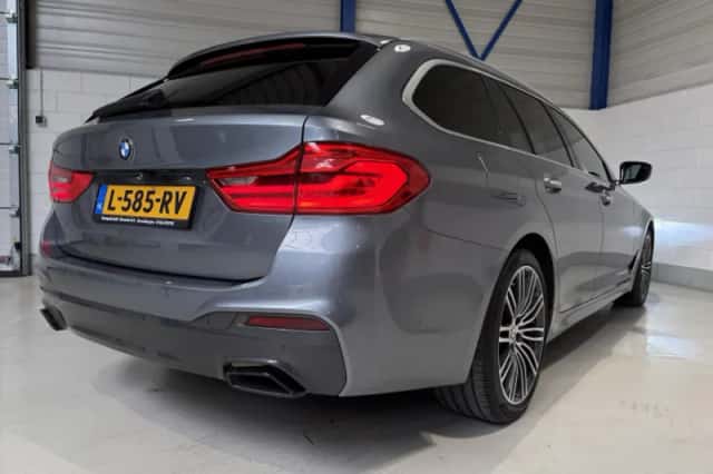 BMW 5-Serie (2017) thumbnail 2