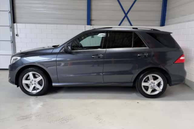 Mercedes-Benz M-Klasse (2013) thumbnail 6
