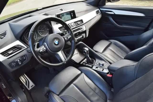 BMW X1 (2017) thumbnail 2