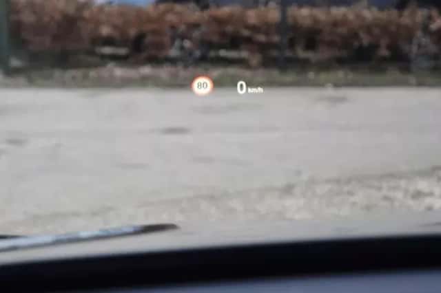 BMW X1 (2017) thumbnail 4