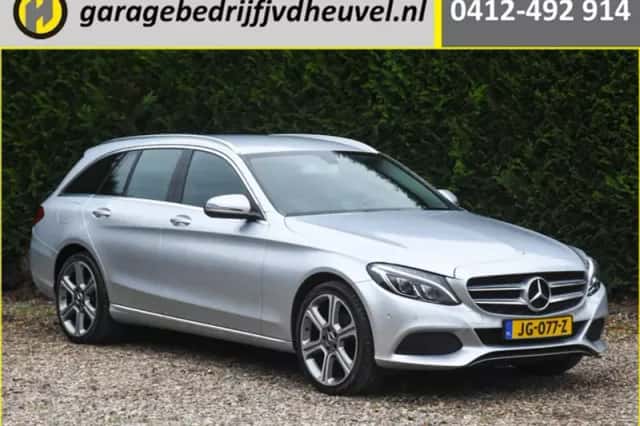 Mercedes-Benz C-Klasse (2016) thumbnail 1