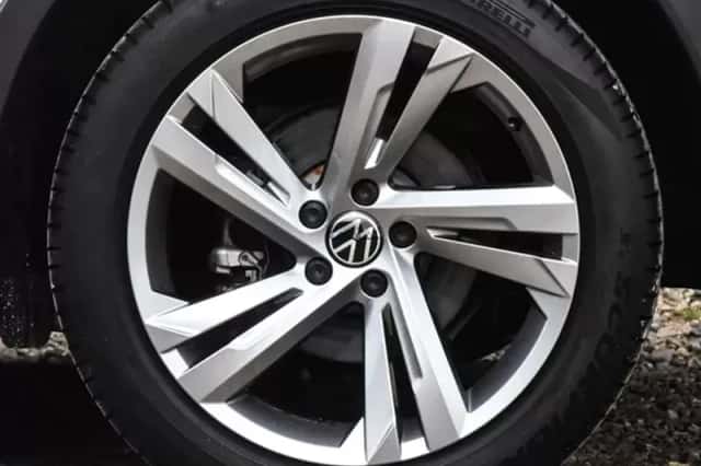 Volkswagen Tiguan (2021) thumbnail 6