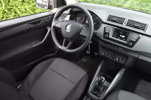 Škoda Fabia (2015) thumbnail 3