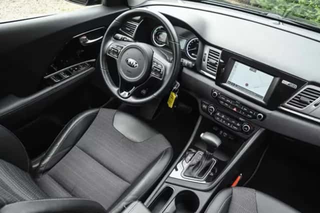 Kia Niro (2019) thumbnail 3