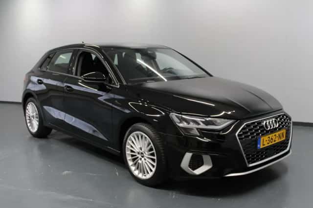 Audi A3 (2021) thumbnail 5