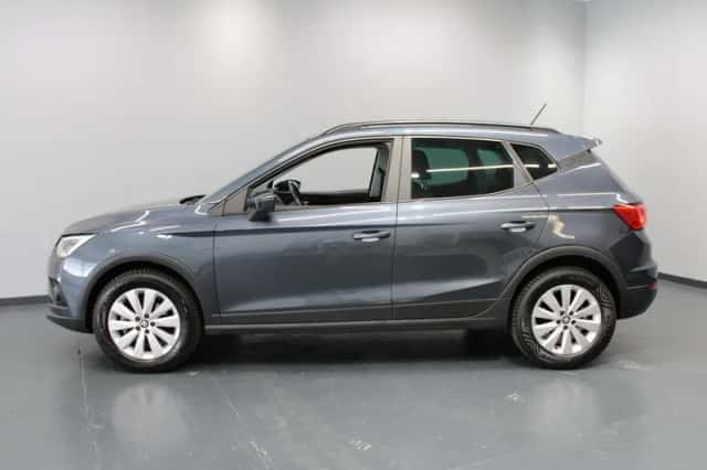 SEAT Arona (2019) thumbnail 4