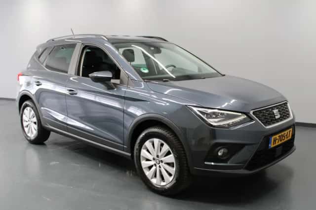 SEAT Arona (2019) thumbnail 5