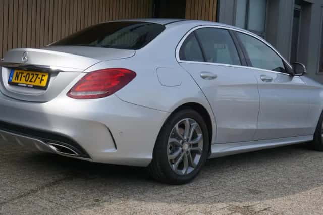 Mercedes-Benz C-Klasse (2017) thumbnail 5