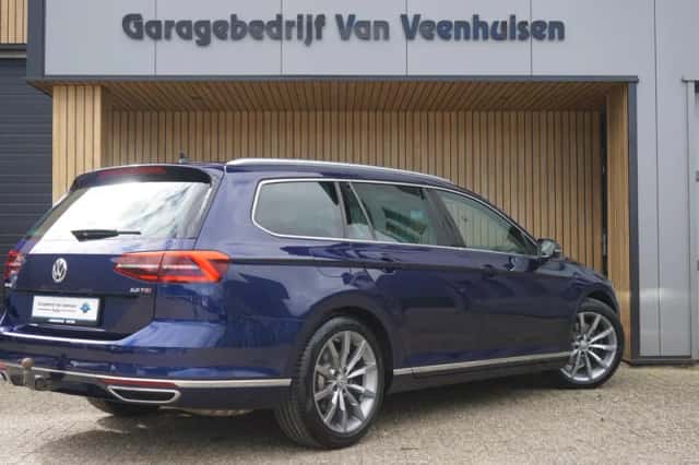 Volkswagen Passat (2017) thumbnail 6