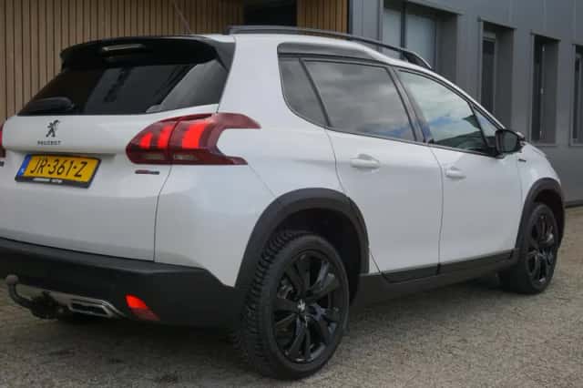 Peugeot 2008 (2016) thumbnail 5