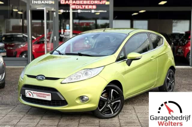Ford Fiesta (2011) thumbnail 1