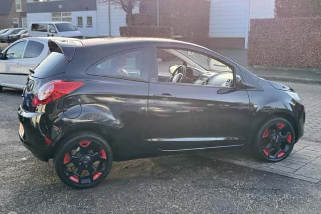 Ford Ka (2015) thumbnail 6