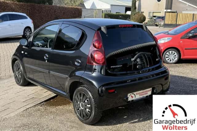 Peugeot 107 (2014) thumbnail 3