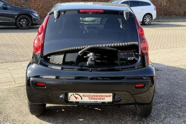 Peugeot 107 (2014) thumbnail 4