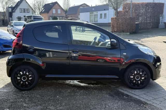 Peugeot 107 (2014) thumbnail 6