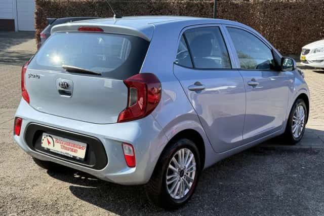 Kia Picanto (2019) thumbnail 5