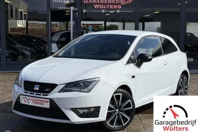 SEAT Ibiza (2014) thumbnail 1