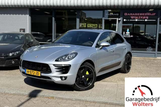 Porsche Macan (2014) thumbnail 1