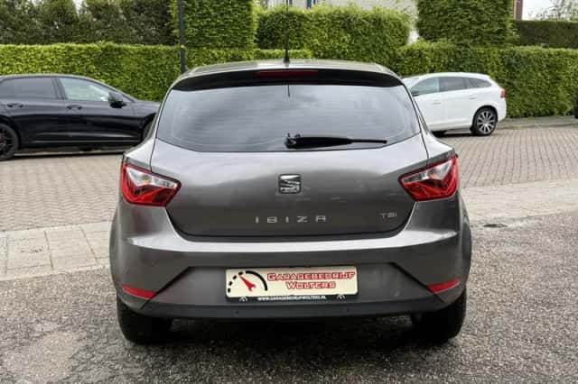 SEAT Ibiza (2014) thumbnail 4