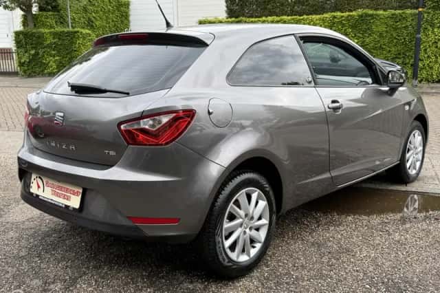 SEAT Ibiza (2014) thumbnail 5