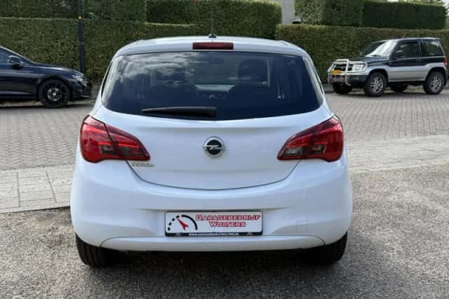 Opel Corsa (2017) thumbnail 4