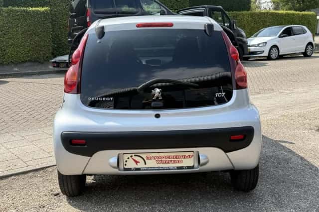 Peugeot 107 (2013) thumbnail 4